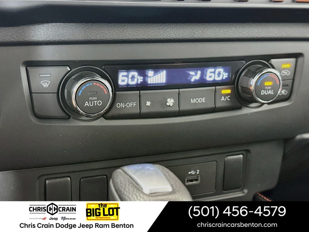 2025 Nissan Frontier Crew Cab PRO-4X 4x4