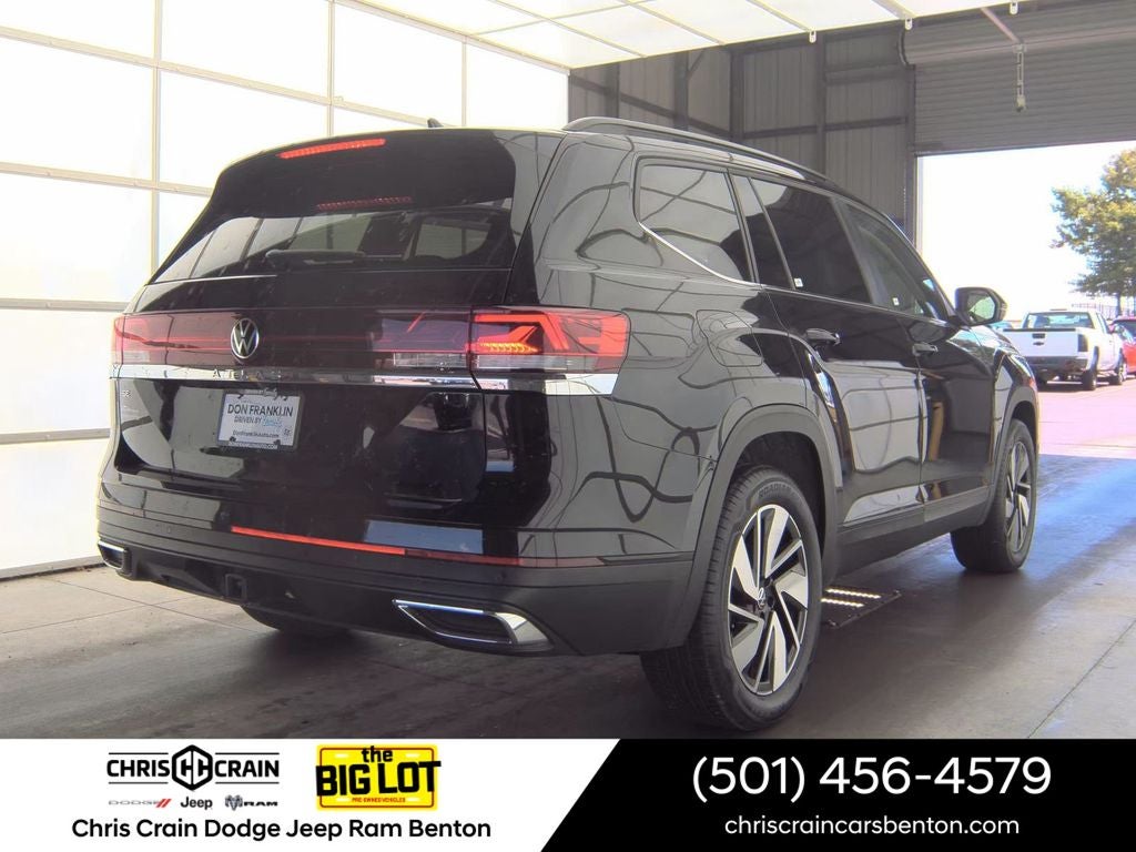 2025 Volkswagen Atlas 2.0T SE w/Technology