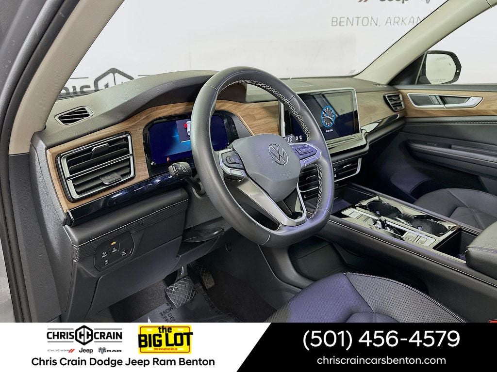 2024 Volkswagen Atlas 2.0T SE w/Technology