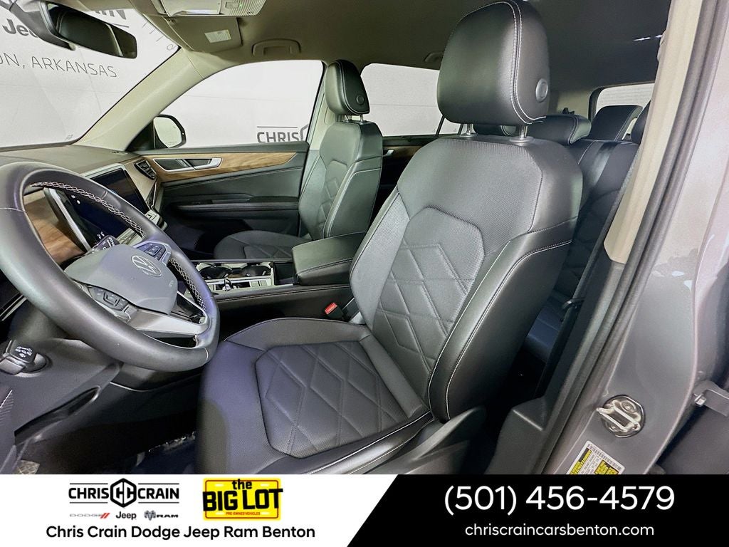 2024 Volkswagen Atlas 2.0T SE w/Technology