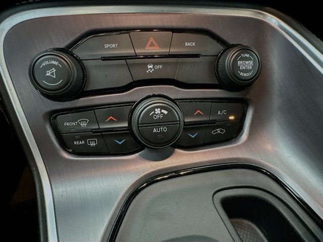 2016 Dodge Challenger SXT