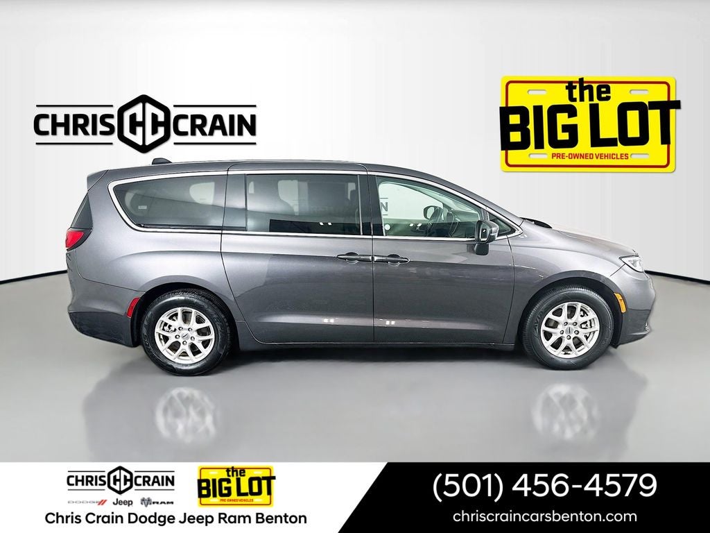 2023 Chrysler Pacifica Touring L