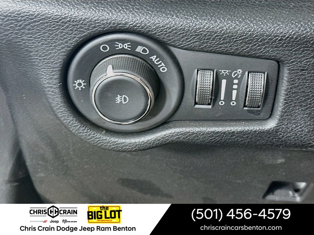 2024 Chrysler Pacifica Hybrid S Appearance Pkg