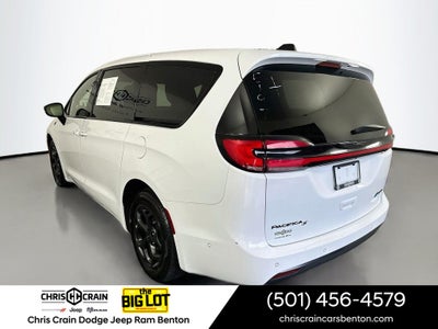 2024 Chrysler Pacifica Hybrid S Appearance Pkg