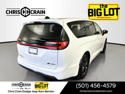 2024 Chrysler Pacifica Hybrid S Appearance Pkg