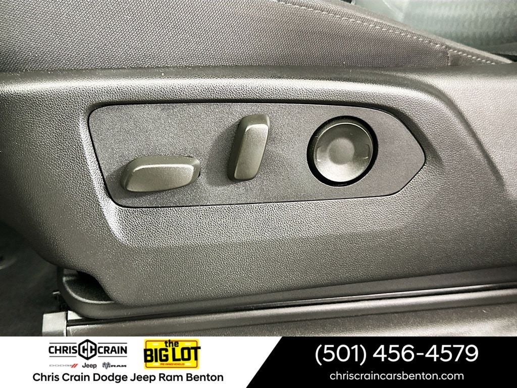 2024 Chevrolet Silverado 2500HD 4WD Crew Cab Standard Bed Custom
