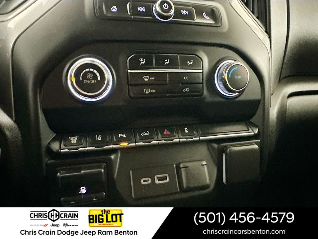 2024 Chevrolet Silverado 2500HD 4WD Crew Cab Standard Bed Custom