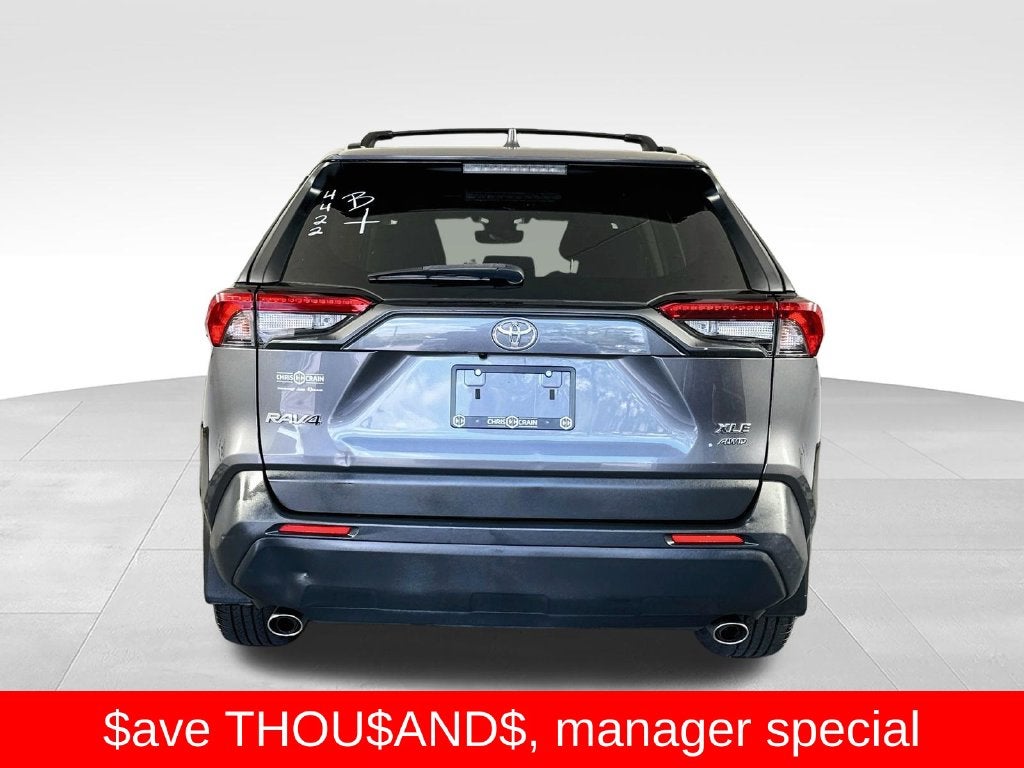 2022 Toyota RAV4 XLE Premium