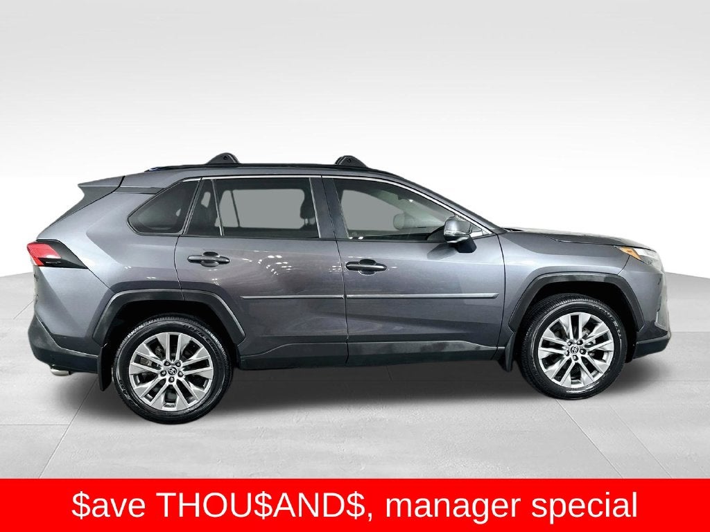 2022 Toyota RAV4 XLE Premium