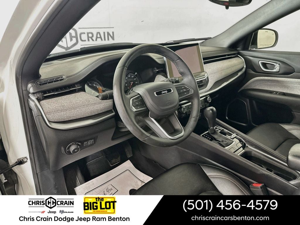 2024 Jeep Compass Latitude Lux FWD