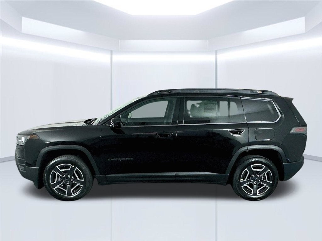 2026 Jeep Cherokee Laredo 4x4