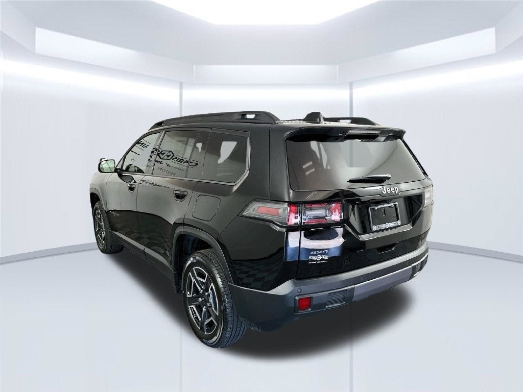 2026 Jeep Cherokee Laredo 4x4