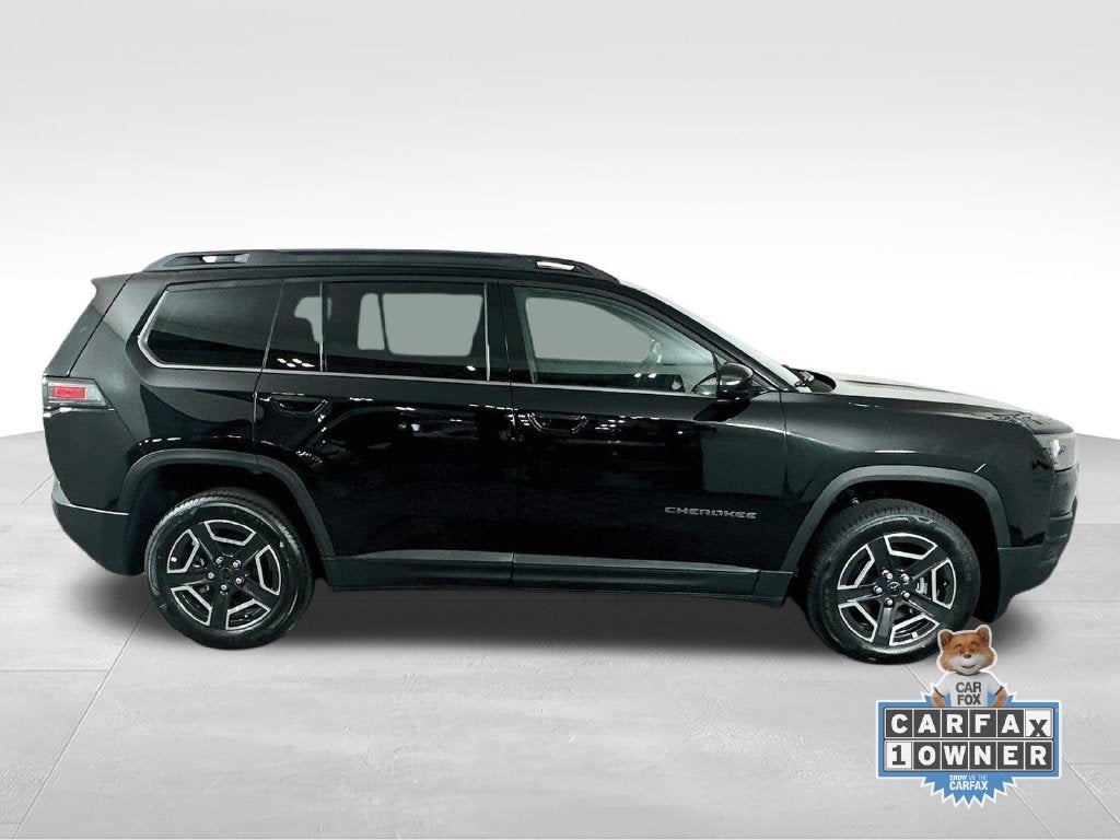 2026 Jeep Cherokee Laredo 4x4
