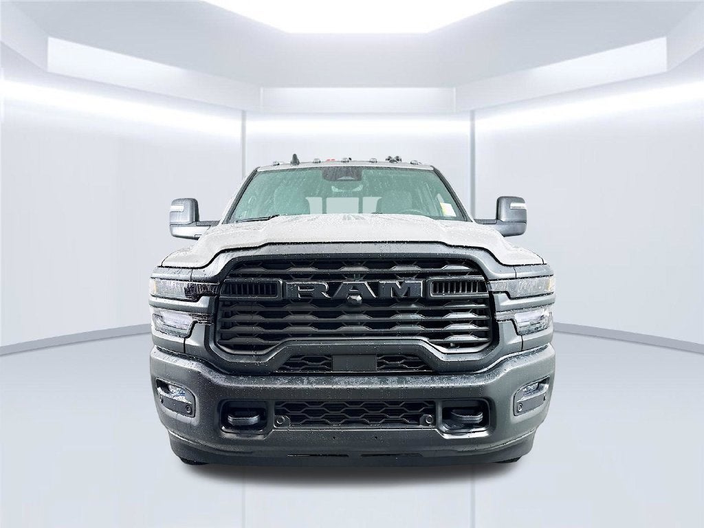 2026 RAM 2500 Tradesman Crew Cab 4x4 6'4' Box