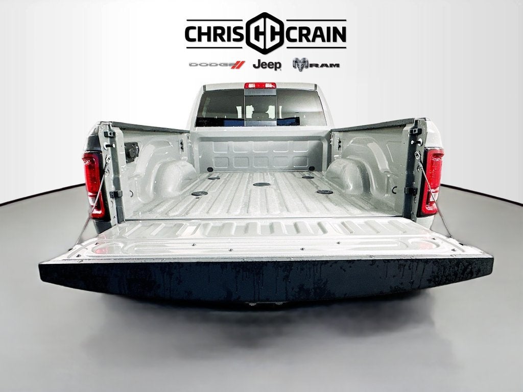 2026 RAM 2500 Tradesman Crew Cab 4x4 6'4' Box