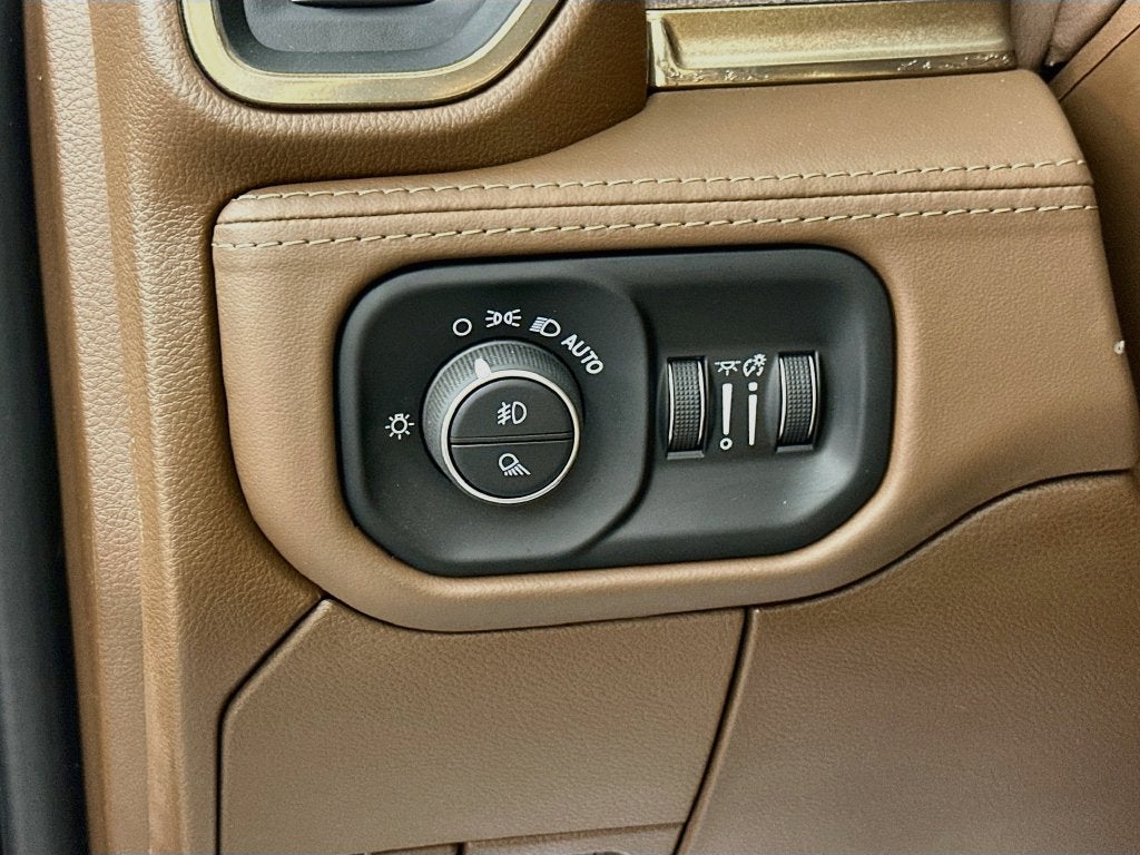 2024 RAM 3500 Limited Longhorn Mega Cab 4x4 6'4' Box