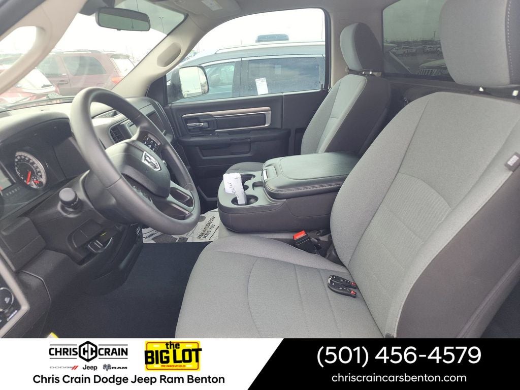 2023 RAM 1500 Classic Tradesman Regular Cab 4x2 8' Box