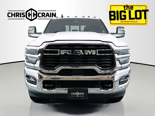 2025 RAM 2500 Tradesman Crew Cab 4x4 6'4' Box