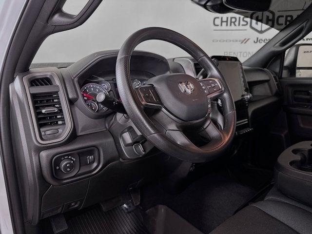 2025 RAM 2500 Tradesman Crew Cab 4x4 6'4' Box
