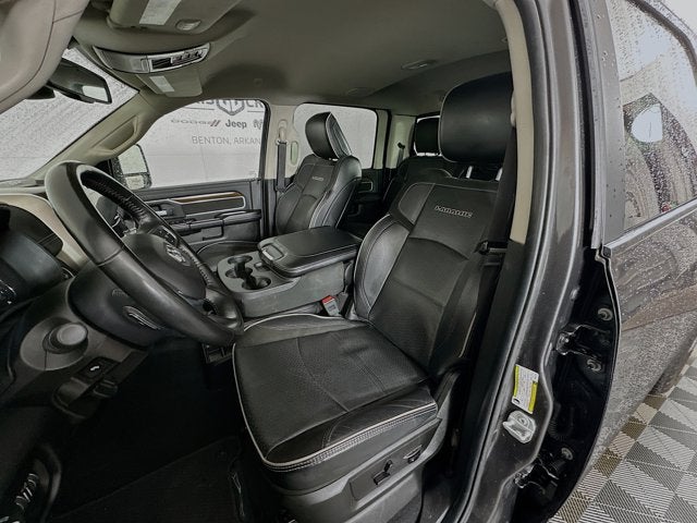 2024 RAM 2500 Laramie Crew Cab 4x4 6'4' Box