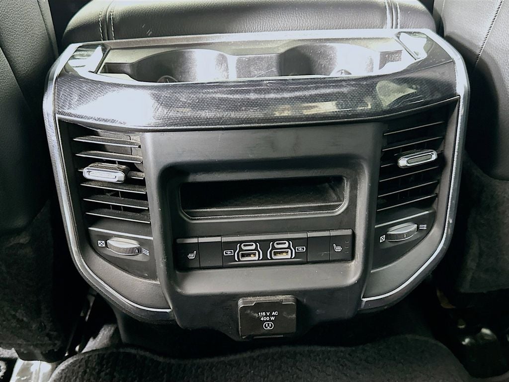 2022 RAM 2500 Laramie Crew Cab 4x4 6'4' Box