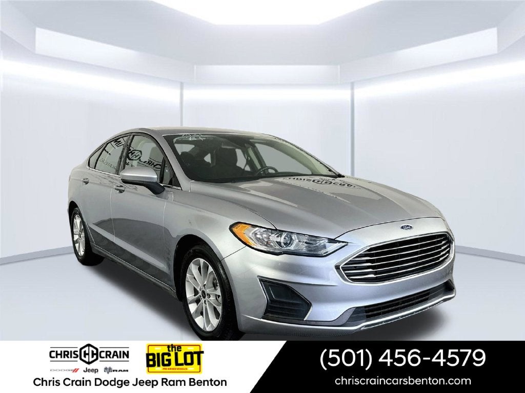 2020 Ford Fusion SE