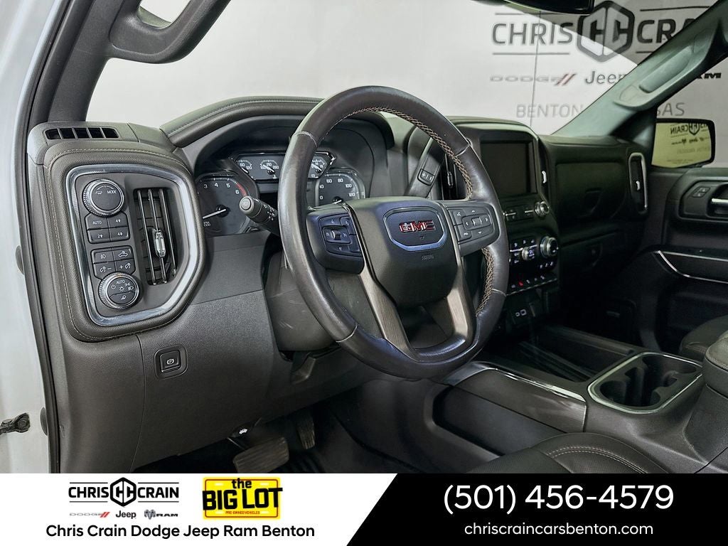 2022 GMC Sierra 1500 Limited 4WD Crew Cab Short Box AT4