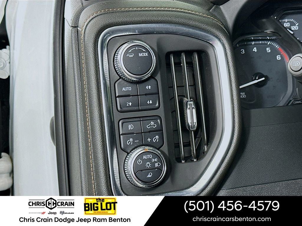 2022 GMC Sierra 1500 Limited 4WD Crew Cab Short Box AT4