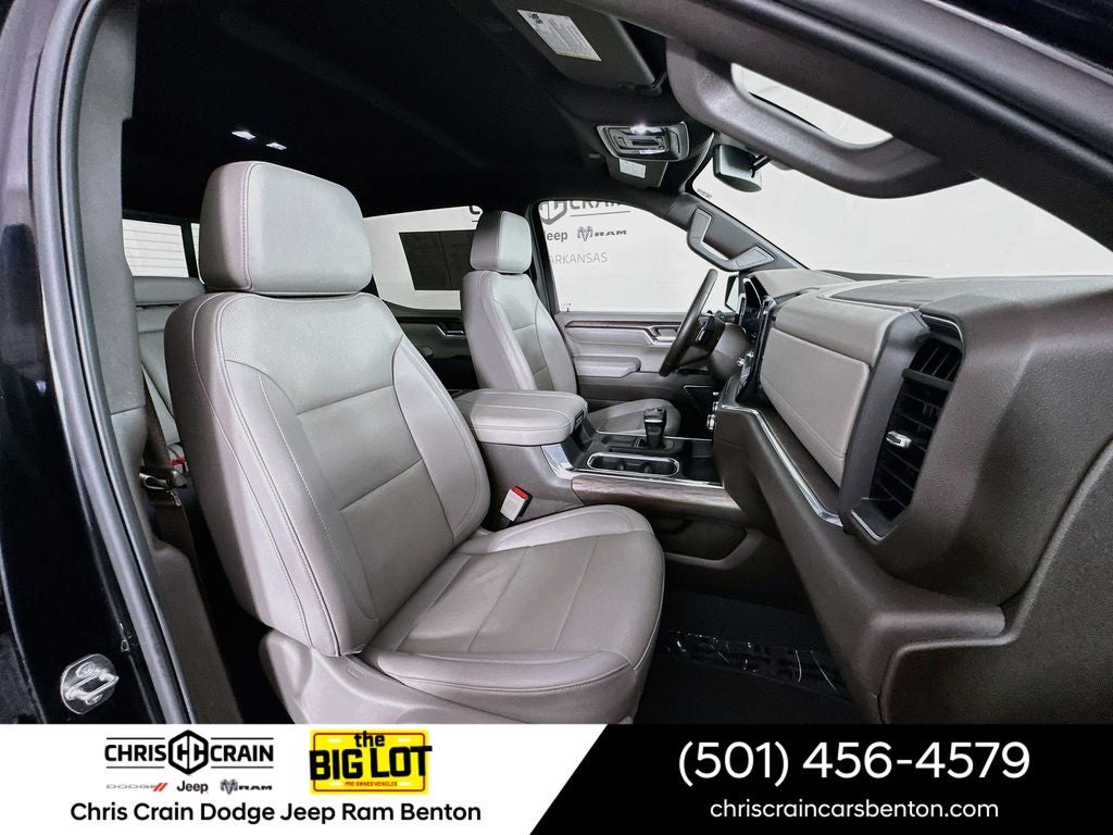 2024 GMC Sierra 1500 4WD Crew Cab Short Box SLT
