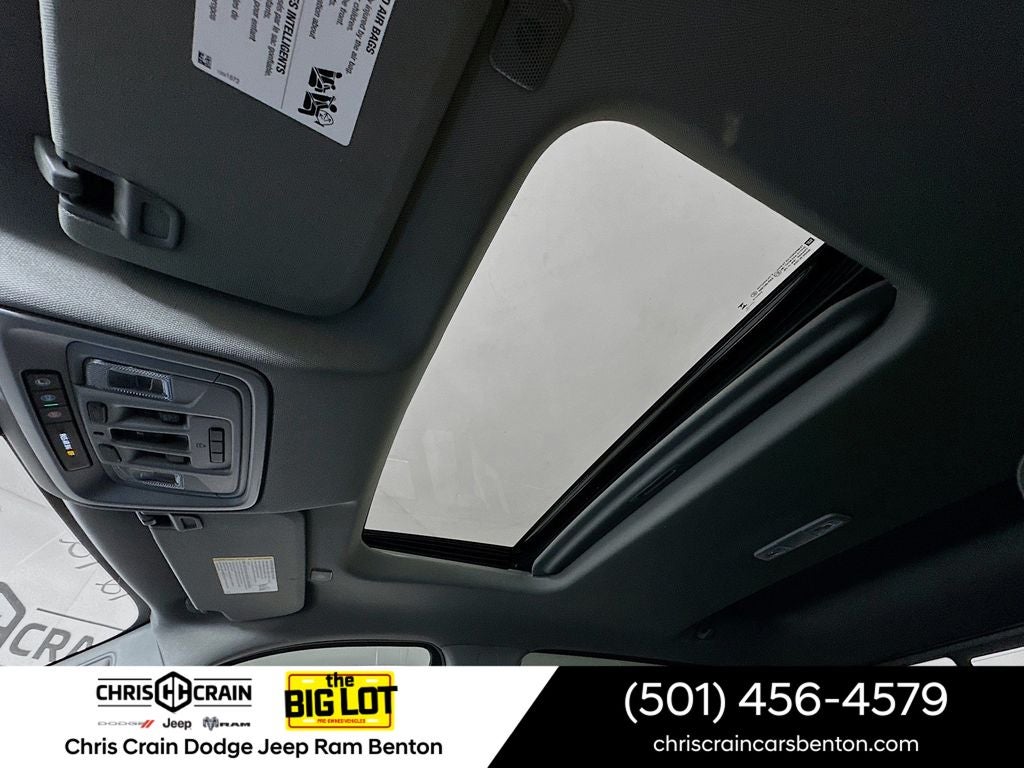 2025 GMC Sierra 1500 4WD Crew Cab Standard Box SLT