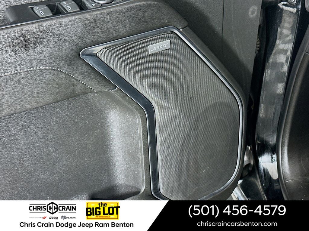 2022 GMC Sierra 1500 4WD Crew Cab Short Box SLT