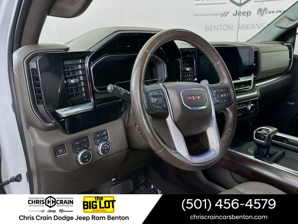 2022 GMC Sierra 1500 4WD Crew Cab Short Box SLT