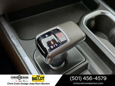 2022 GMC Sierra 1500 4WD Crew Cab Short Box SLT