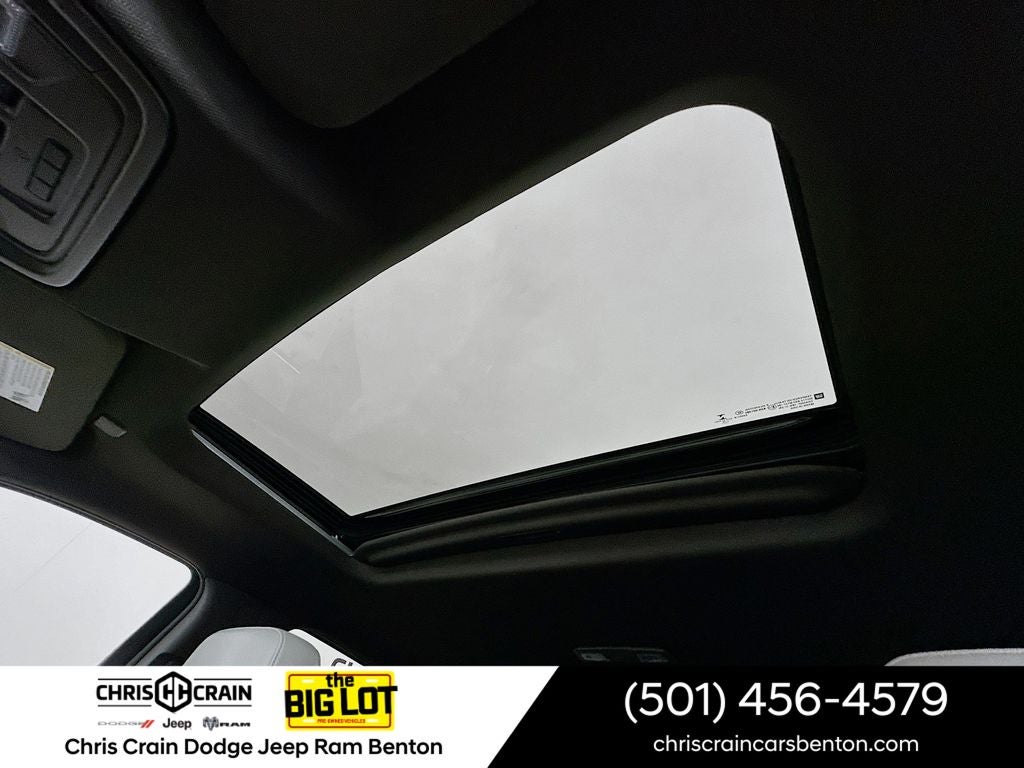 2022 GMC Sierra 1500 4WD Crew Cab Short Box SLT