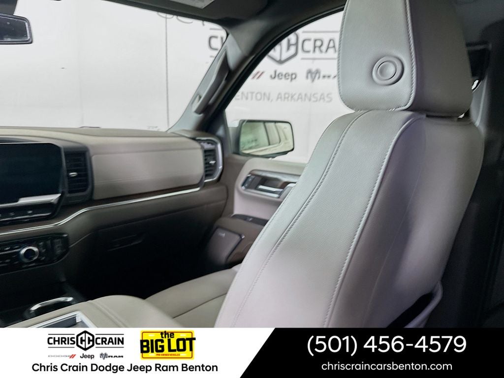 2022 GMC Sierra 1500 4WD Crew Cab Short Box SLT