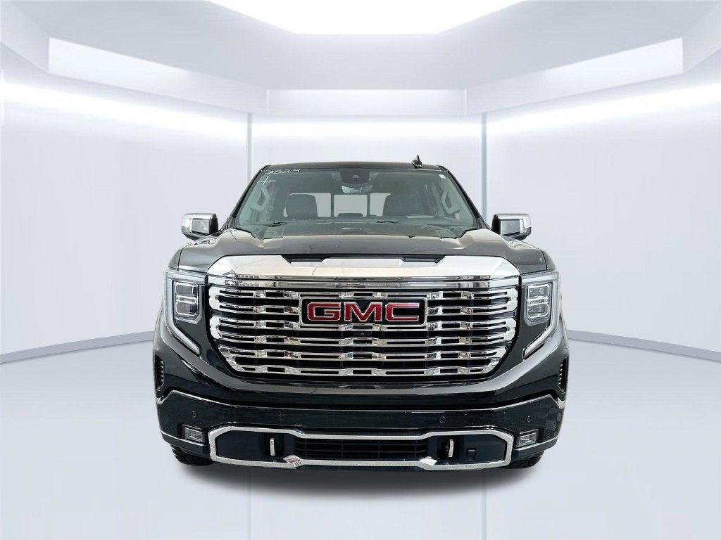 2023 GMC Sierra 1500 4WD Crew Cab Short Box Denali