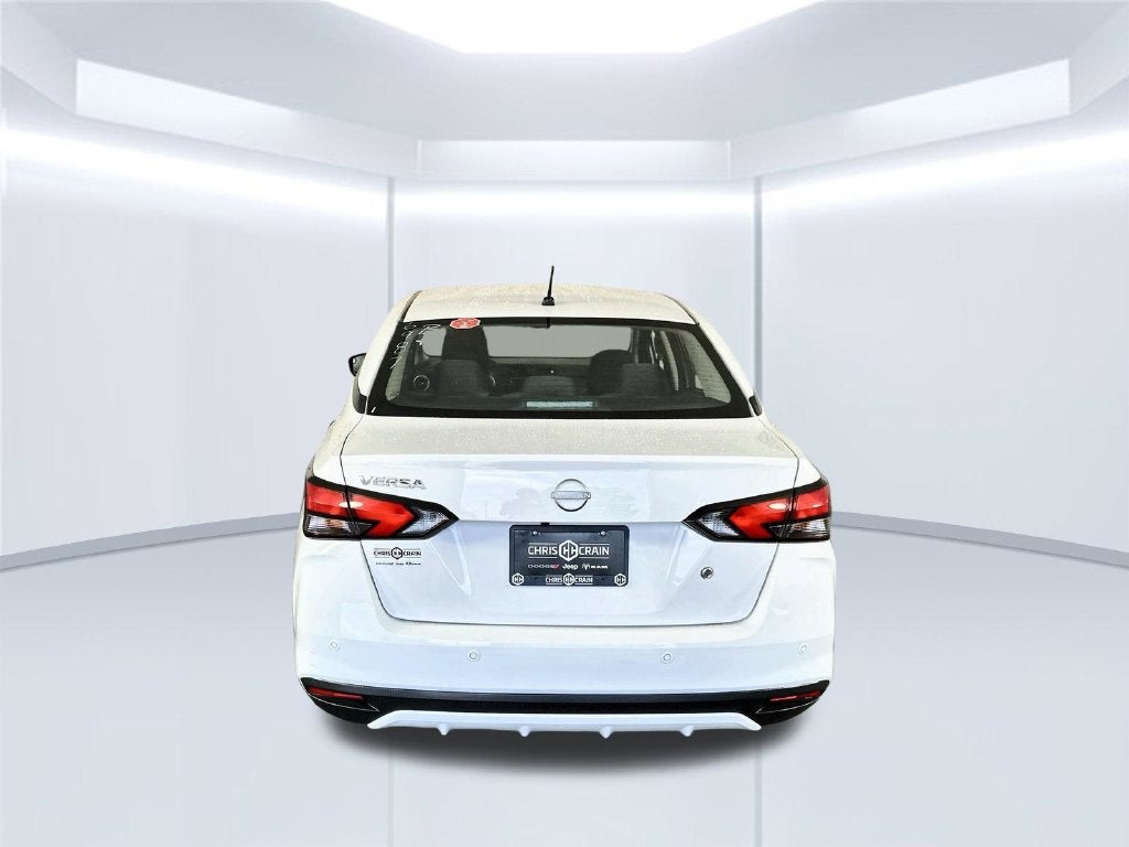 2025 Nissan Versa 1.6 S