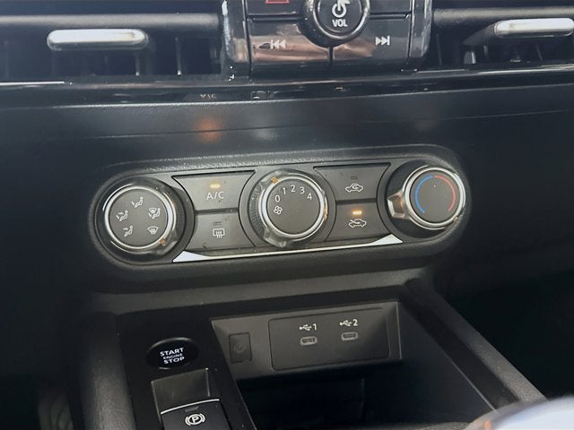 2025 Nissan Kicks SV FWD