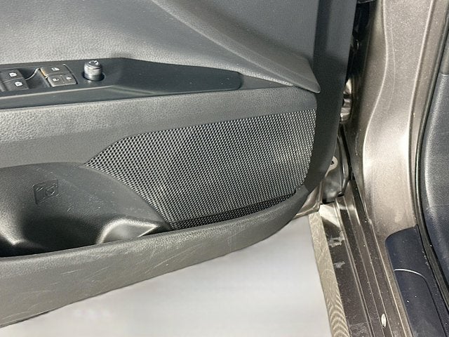 2020 Toyota Camry LE AWD