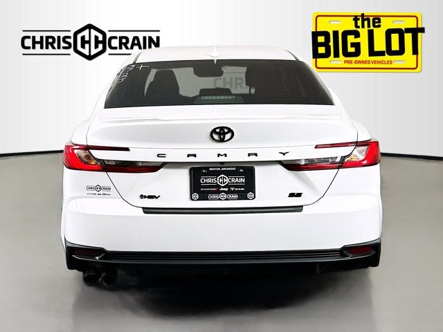 2025 Toyota Camry SE