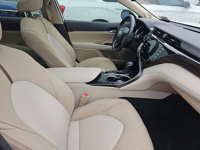 2020 Toyota Camry XLE V6