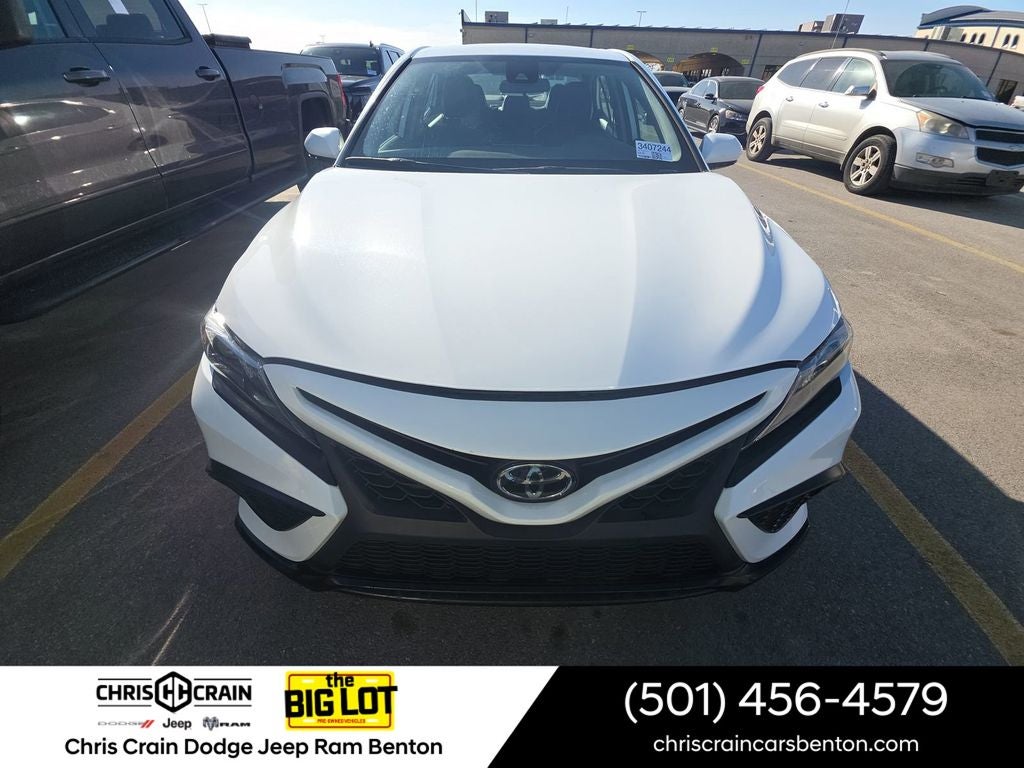 2024 Toyota Camry SE