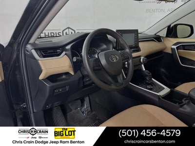 2022 Toyota RAV4 Hybrid LE