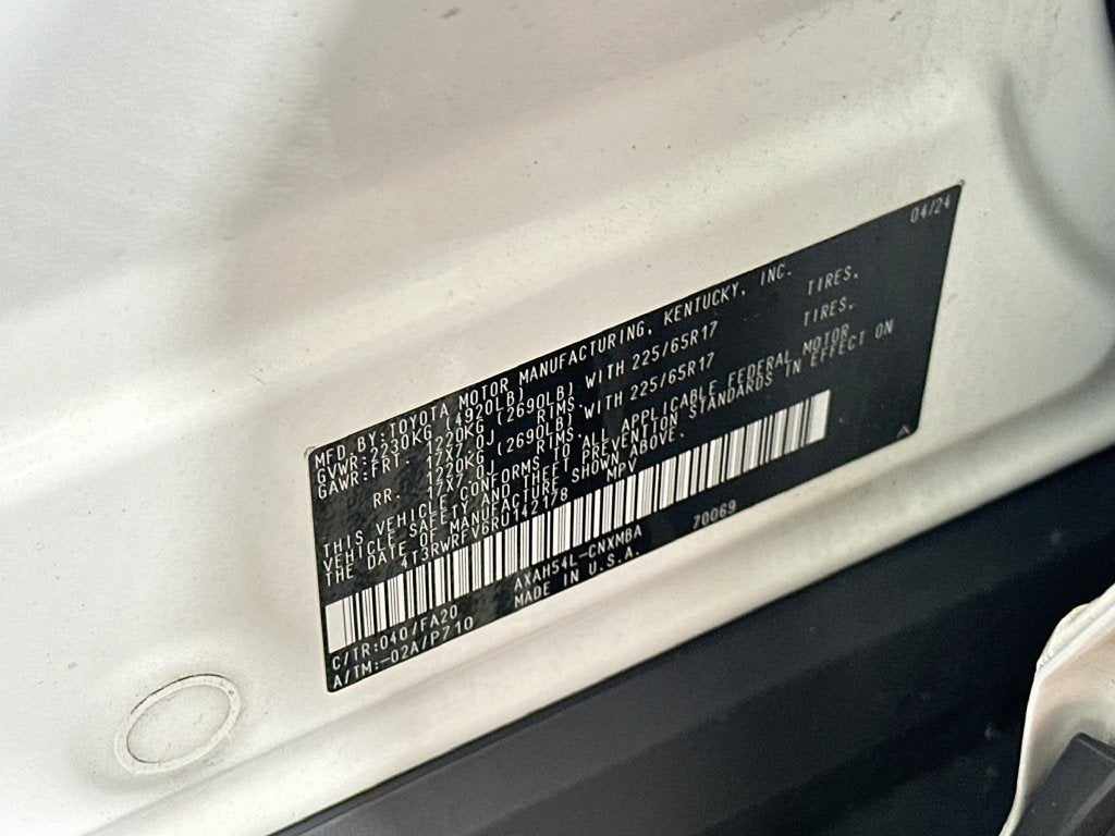 2024 Toyota RAV4 Hybrid XLE