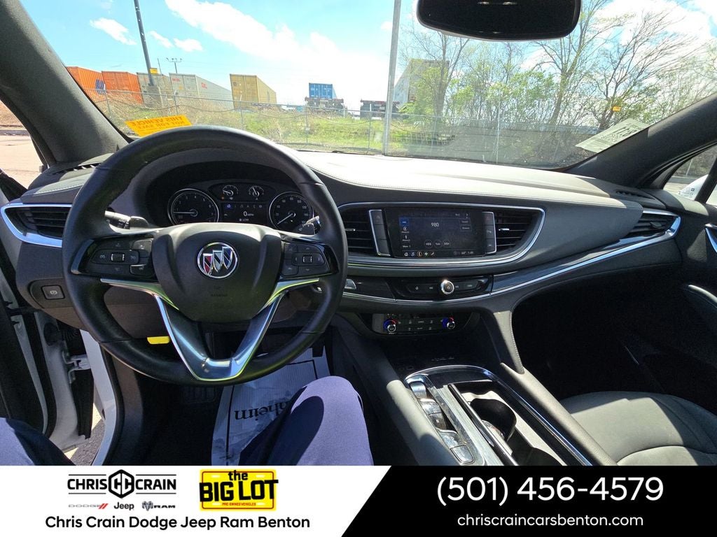 2023 Buick Enclave Essence FWD