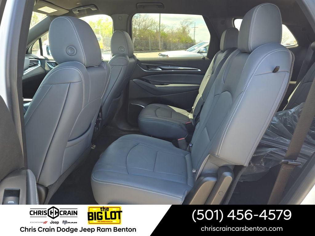 2023 Buick Enclave Essence FWD