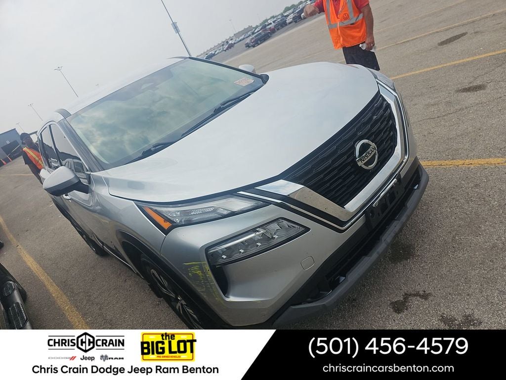 2021 Nissan Rogue SV