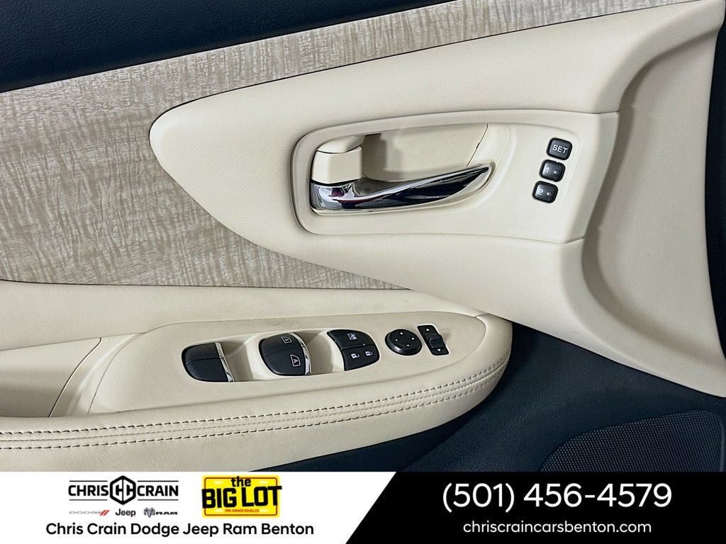 2023 Nissan Murano SL FWD