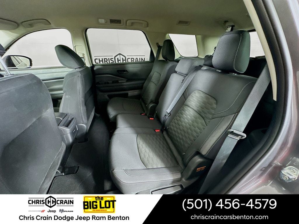 2024 Nissan Pathfinder S FWD