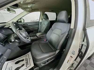 2025 Nissan Pathfinder SV FWD
